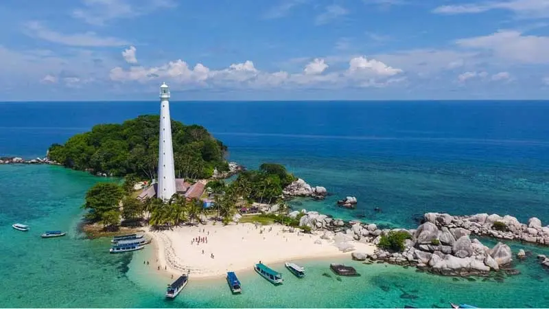 belitung – surga pantai dengan batu granit ikonik