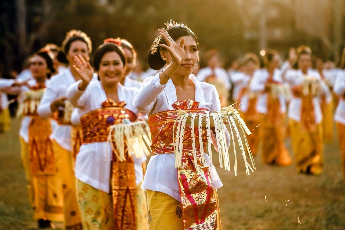 Indonesian cultural traditions